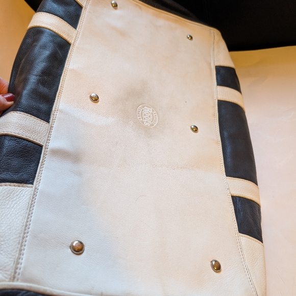 Roots Vintage Toronto Maple Leafs Duffel Bag In GUC - Picture 5 of 16